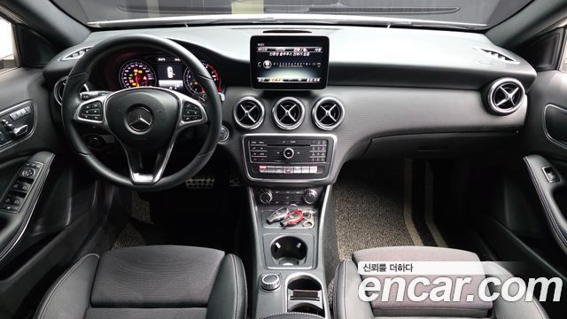 Mercedes-Benz A-Class (W176) A200 2018 — фото 7