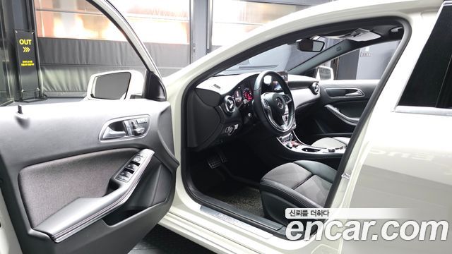 Mercedes-Benz A-Class (W176) A200 2018 — фото 10