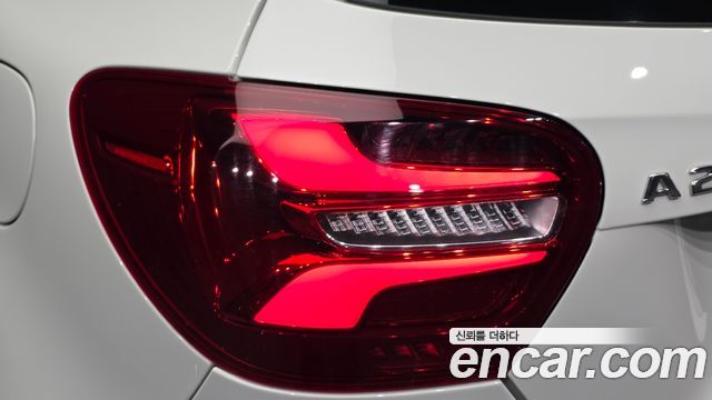Mercedes-Benz A-Class (W176) A200 2018 — фото 23