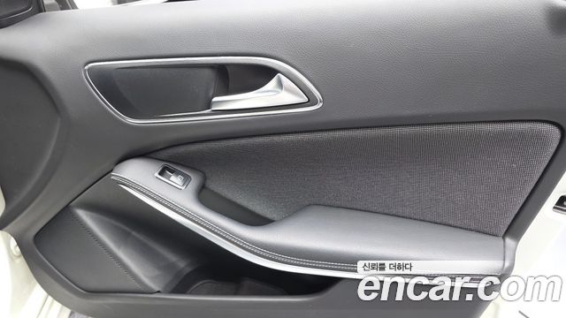 Mercedes-Benz A-Class (W176) A200 2018 — фото 24