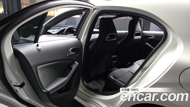 Mercedes-Benz A-Class (W176) A200 2018 — фото 26