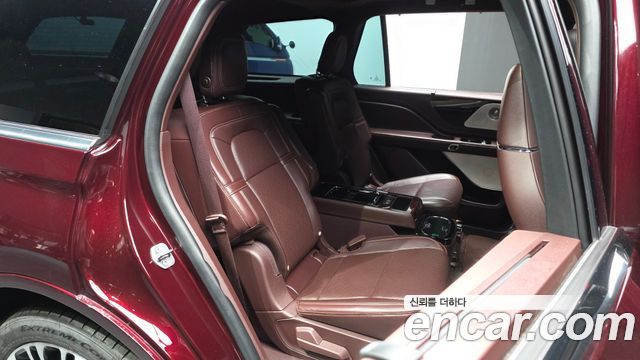 Lincoln Aviator (II) 3.0 Black Label AWD 2020 — фото 16