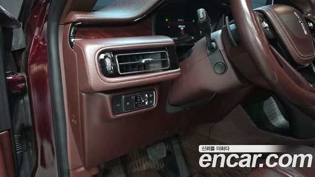 Lincoln Aviator (II) 3.0 Black Label AWD 2020 — фото 17