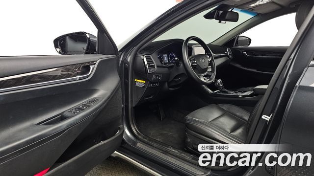 Hyundai Grandeur (IG) 2.4 Premium 2019 — фото 10