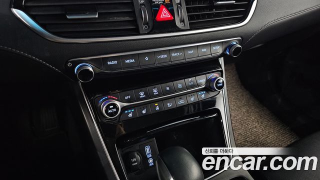 Hyundai Grandeur (IG) 2.4 Premium 2019 — фото 17