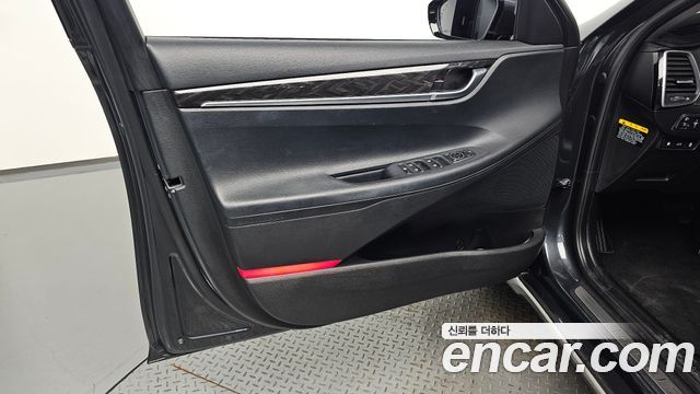 Hyundai Grandeur (IG) 2.4 Premium 2019 — фото 24