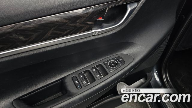 Hyundai Grandeur (IG) 2.4 Premium 2019 — фото 31