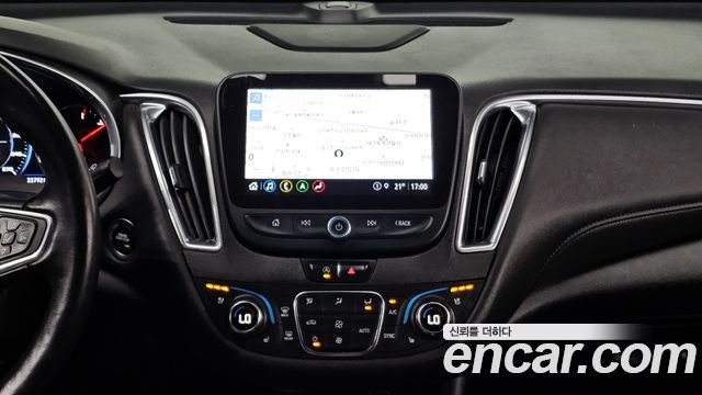 Chevrolet Malibu 1.3 Turbo Premier 2022 — фото 13