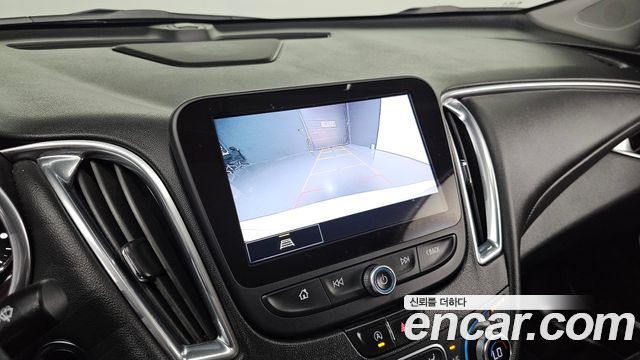Chevrolet Malibu 1.3 Turbo Premier 2022 — фото 15