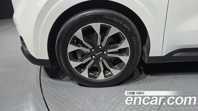Kia Carnival (IV) Gasoline 7-Seater Signature 2023 — фото 5