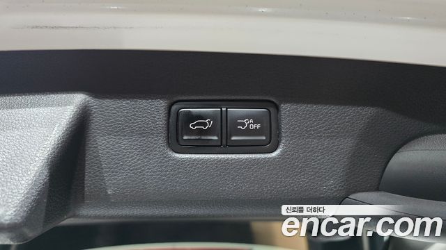 Kia Carnival (IV) Gasoline 7-Seater Signature 2023 — фото 19