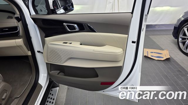 Kia Carnival (IV) Diesel 9-Seater Signature 2025 — фото 25