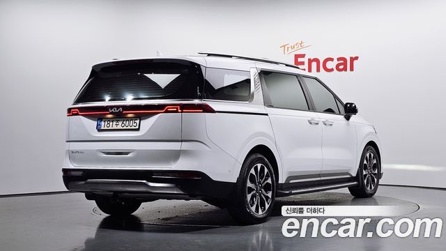 Kia Carnival (IV) Diesel 7-Seater Signature 2023 — фото 2