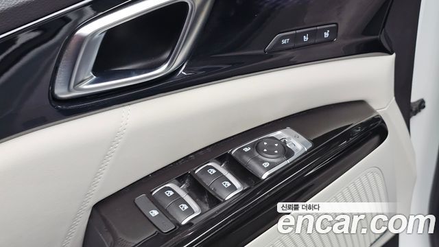 Kia Carnival (IV) Diesel 7-Seater Signature 2023 — фото 28