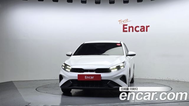 Kia K3 (II) 1.6 Trendy 2023 — фото 3