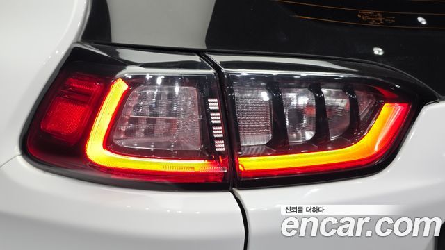 Jeep Cherokee (KL) 2.4 Limited AWD 2020 — фото 23