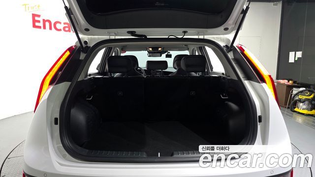 Kia Niro Trendy 2022 — фото 20