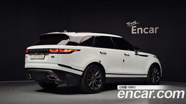 Land Rover Range Rover Velar 3.0 D300 R-Dynamic SE 2019 — фото 2