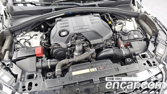 Land Rover Range Rover Velar 3.0 D300 R-Dynamic SE 2019 — фото 6