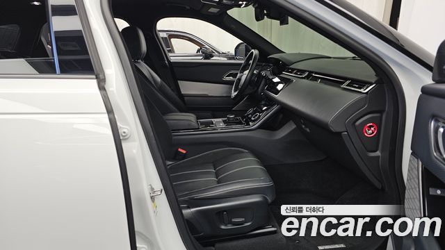 Land Rover Range Rover Velar 3.0 D300 R-Dynamic SE 2019 — фото 11
