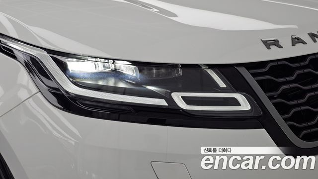 Land Rover Range Rover Velar 3.0 D300 R-Dynamic SE 2019 — фото 22