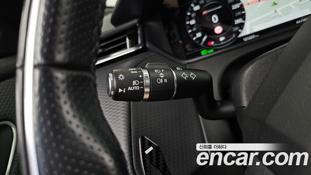 Land Rover Range Rover Velar 3.0 D300 R-Dynamic SE 2019 — фото 29