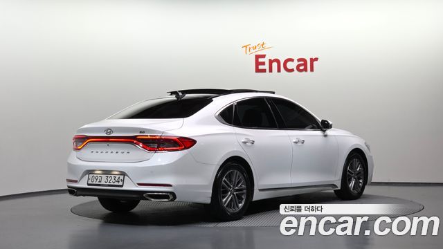 Hyundai Grandeur (IG) 2.4 Premium 2019 — фото 2