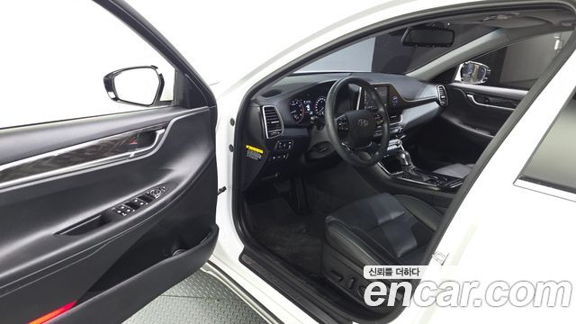 Hyundai Grandeur (IG) 2.4 Premium 2019 — фото 10