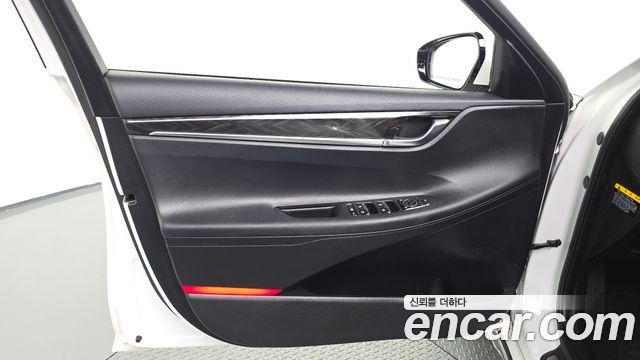Hyundai Grandeur (IG) 2.4 Premium 2019 — фото 24