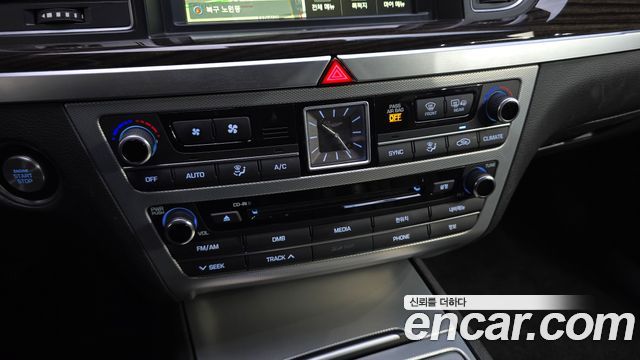 Genesis G80 3.3 GDI Luxury 2017 — фото 16