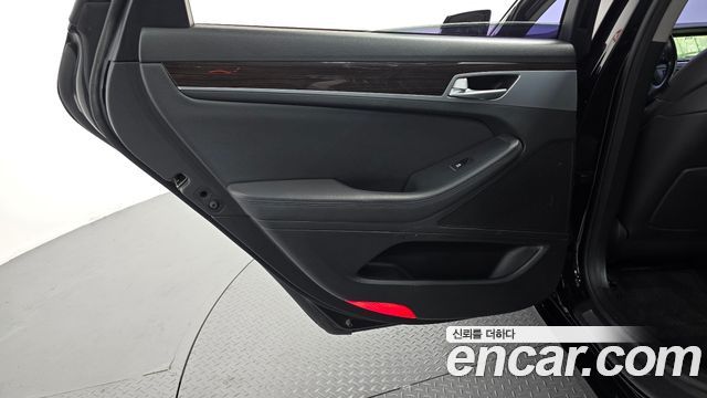 Genesis G80 3.3 GDI Luxury 2017 — фото 25