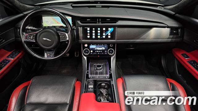 Jaguar XF (X260) 3.0 S AWD 2017 — фото 7