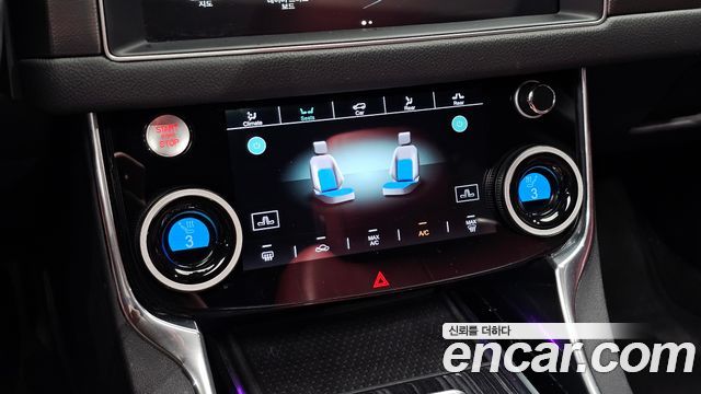 Jaguar XF (X260) 3.0 S AWD 2017 — фото 17