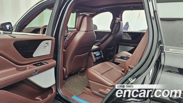 Lincoln Aviator (II) 3.0 Black Label AWD 2021 — фото 12