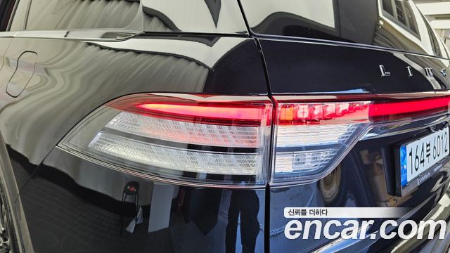 Lincoln Aviator (II) 3.0 Black Label AWD 2021 — фото 23