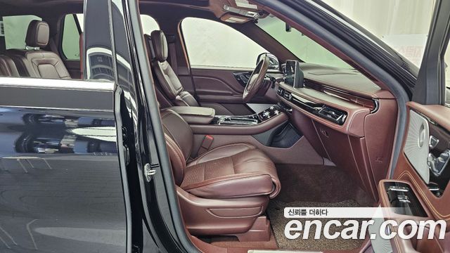 Lincoln Aviator (II) 3.0 Black Label AWD 2021 — фото 26