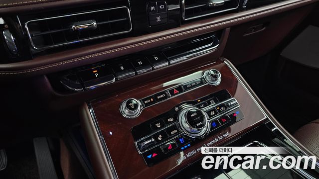 Lincoln Aviator (II) 3.0 Black Label AWD 2021 — фото 33