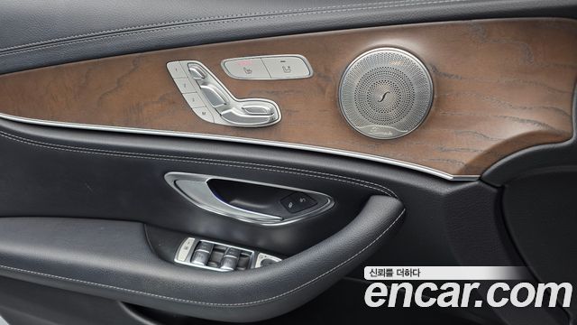 Mercedes-Benz E-Class (W213) E220d 4MATIC Exclusive 2019 — фото 34
