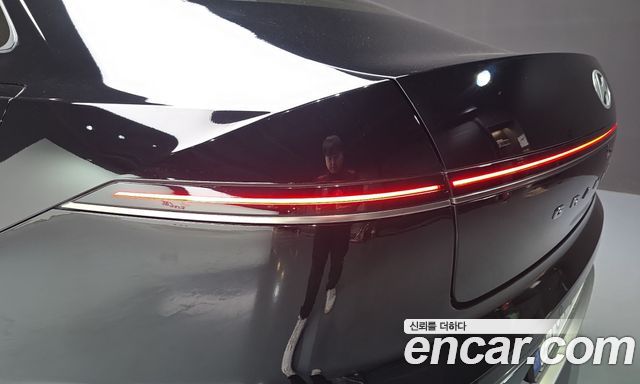 Hyundai Grandeur (GN7) 2,5 Gasoline 2WD Premium 2023 — фото 23