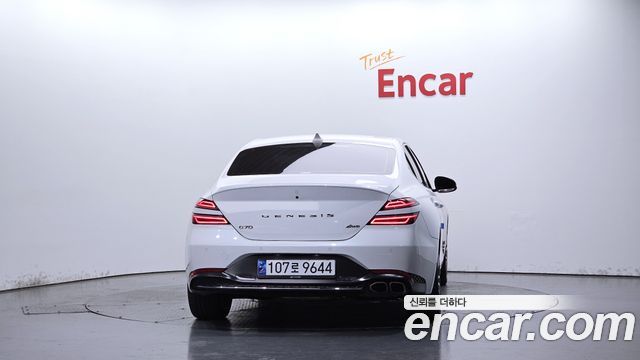 Genesis G70 Gasoline 2.0T 4WD 2022 — фото 4