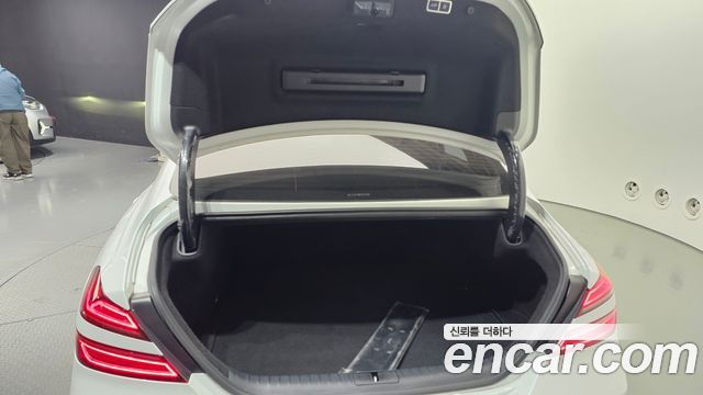 Genesis G70 Gasoline 2.0T 4WD 2022 — фото 20