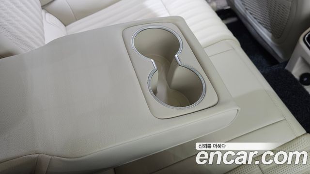 Genesis G70 Gasoline 2.0T 4WD 2022 — фото 30