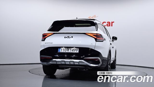 Kia Sportage Hybrid (V) Signature 2WD 2023 — фото 4