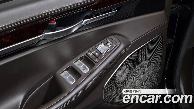 Genesis EQ900 5.0 GDI AWD Prestige 2016 — фото 16