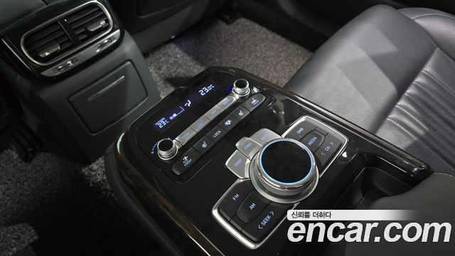 Genesis G90 3.8 AWD Premium Luxury 2019 — фото 20