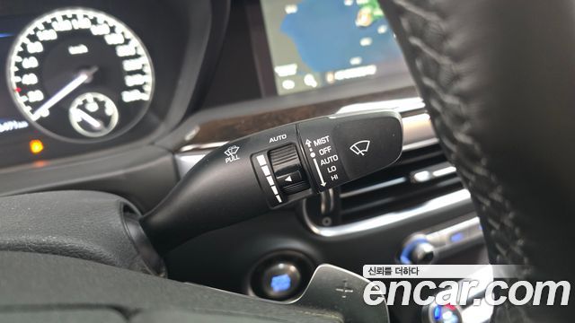 Genesis G90 3.8 AWD Premium Luxury 2019 — фото 29