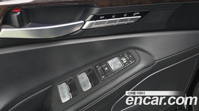 Genesis G90 3.8 AWD Premium Luxury 2019 — фото 33