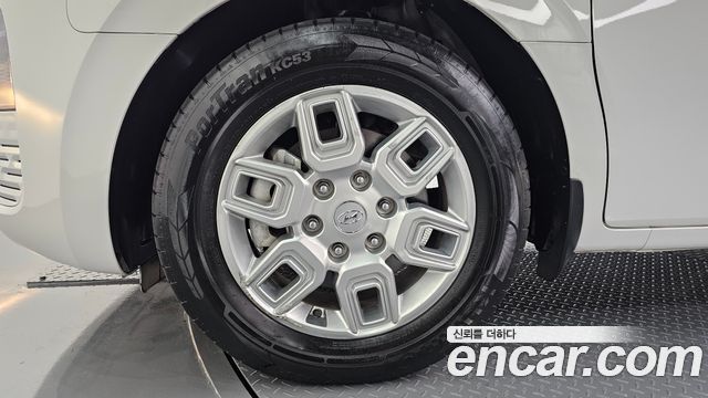 Hyundai Staria Cargo 5-Seater Modern 2022 — фото 5