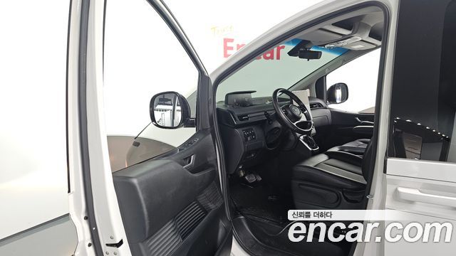 Hyundai Staria Cargo 5-Seater Modern 2022 — фото 10