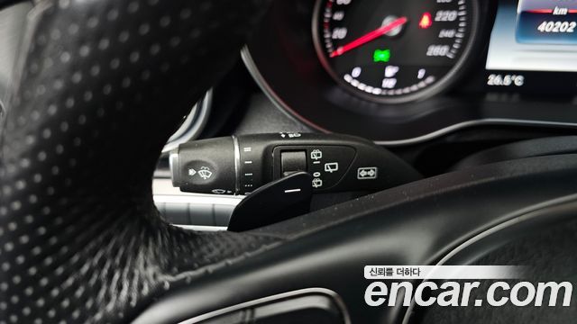 Mercedes-Benz GLC-Class (X253) GLC300 4MATIC AMG Line 2019 — фото 37